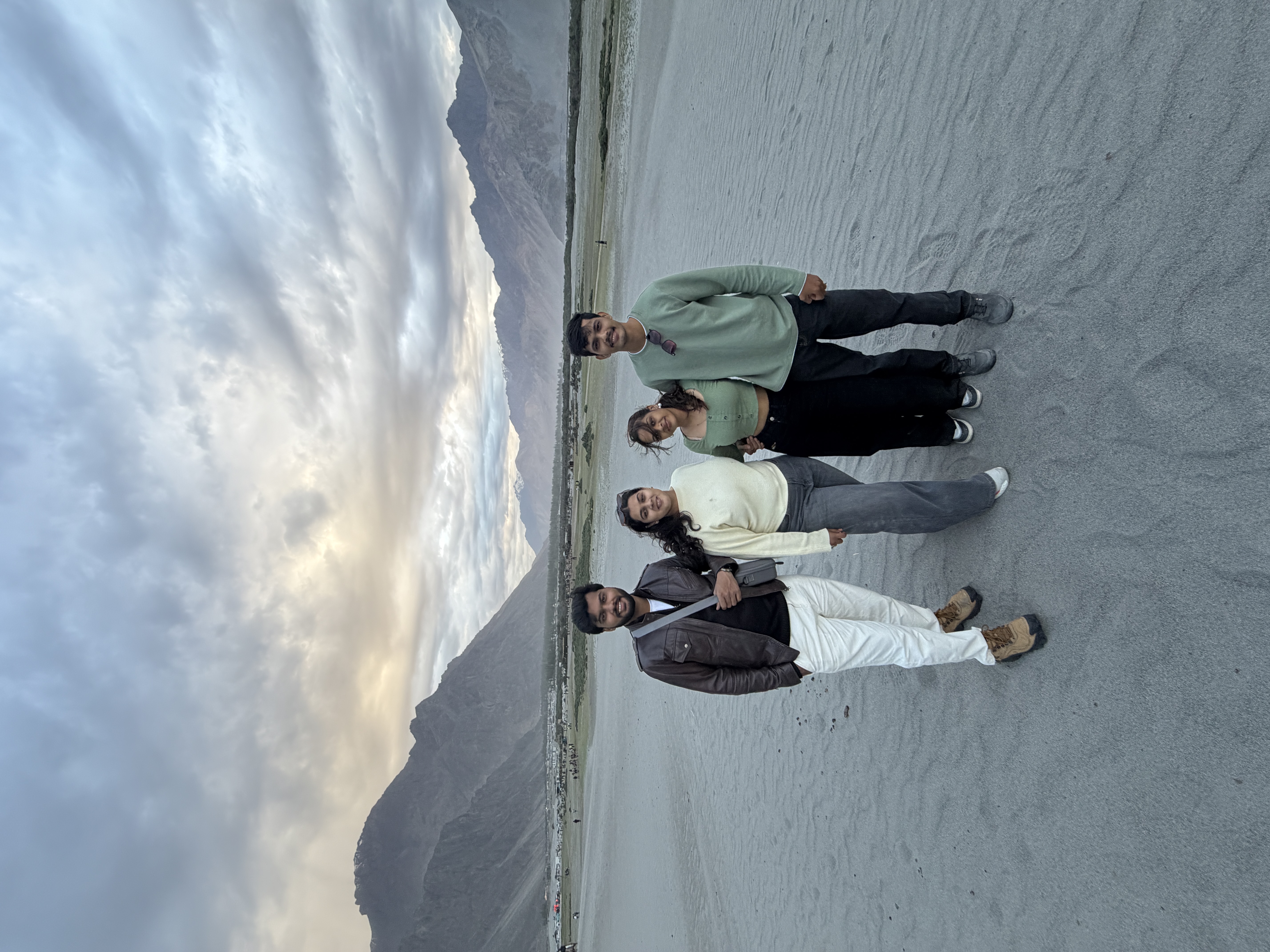 Moreshwar Holidays Ladakh journey photograph
